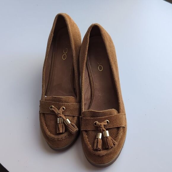 Tan Genuine Suede Leathers Wedge Loafers Tassels Size 7 - Picture 8 of 8